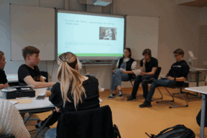 Schüler beim Workshop